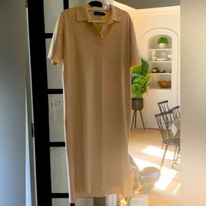 NWOT Tuckernuck dress size L by Pomander Place. Gorgeous tan Knit